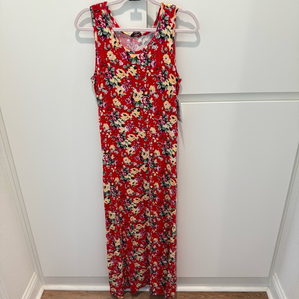 Women’s Small Red Floral Maxi Dress